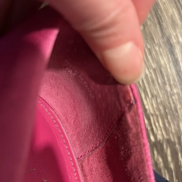 Hot pink bow ballet flats - Picture 5 of 7